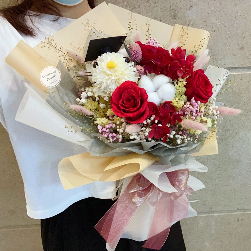 保鮮花畢業公仔花花束