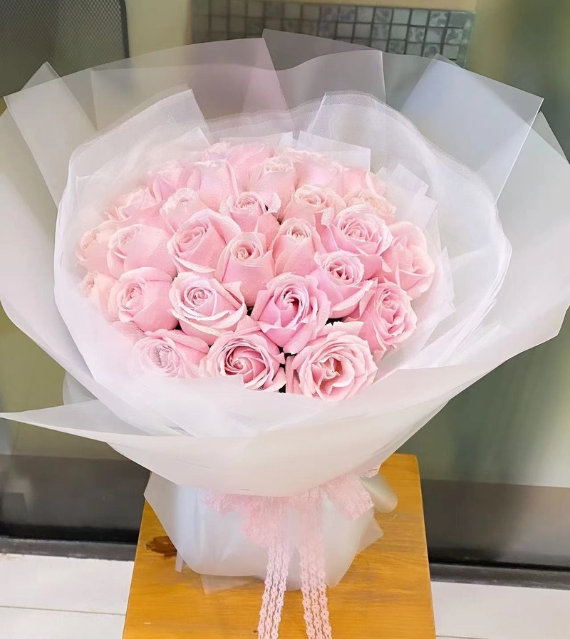 33枝玫瑰花束( 33 Roses Bouquet)